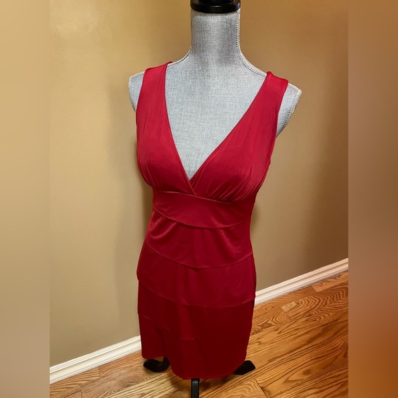 Red V Neck Dress - Picture 3 of 10
